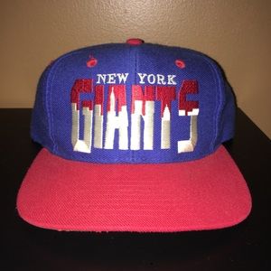 RARE vintage NY Giants SnapBack. Twin Towers